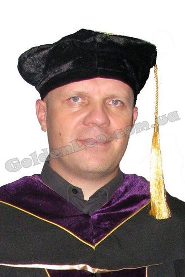 Академическая шапка профессора